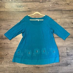 LOGO Layers Teal Blue 3/4 Sleeve Flower Top